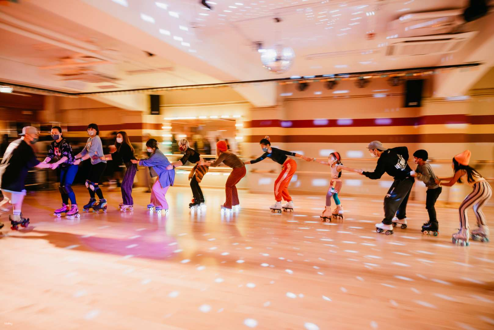 Kwun Tong Rollalar | 2-hour Indoor Quad Roller Skating Experience | Basic Coaching - Photo 1 of 10